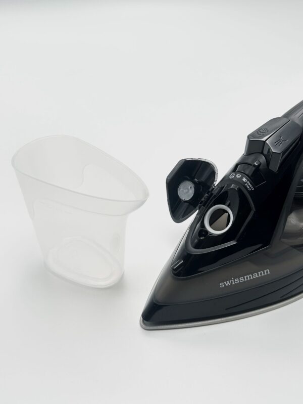 Steam Iron 1500 - Image 4